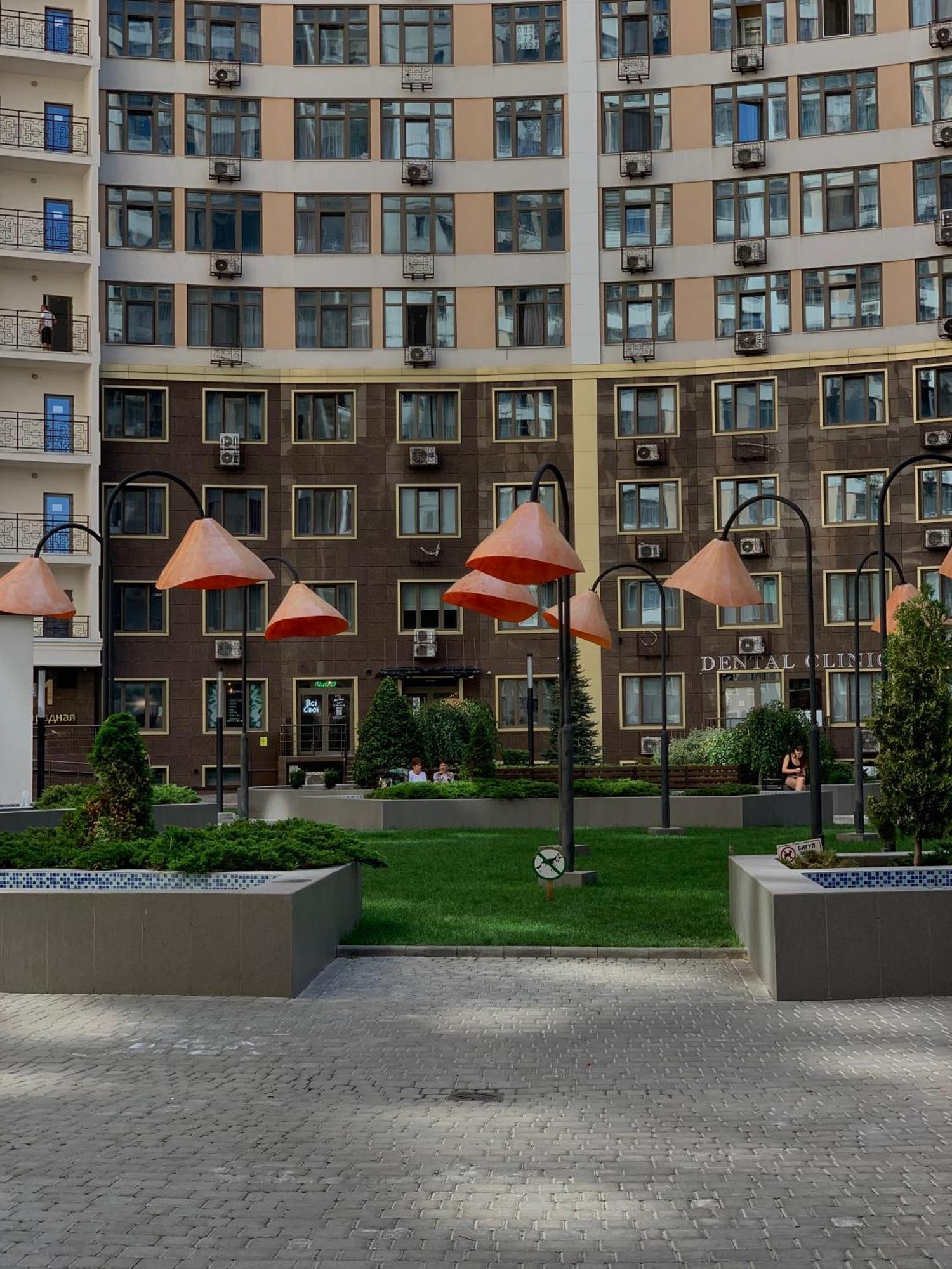 Sunday Hotel Odessa Exterior foto